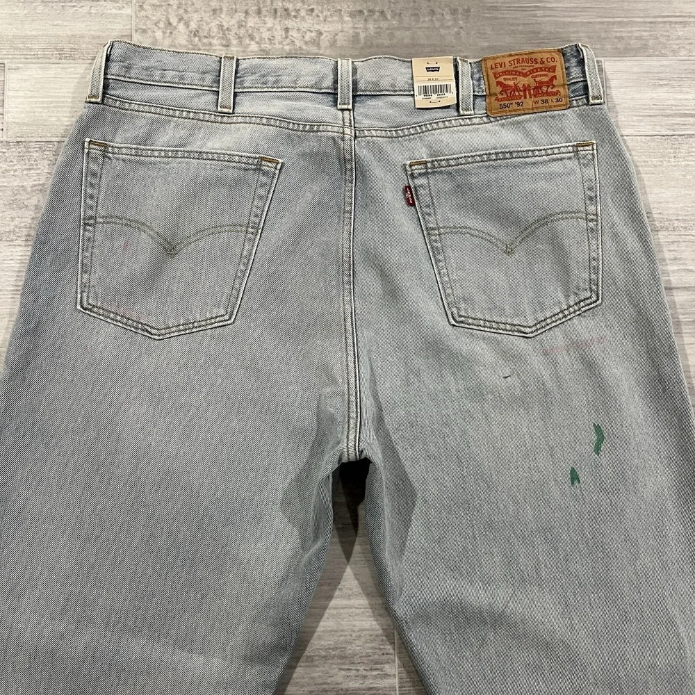 New! Levi's 550 '92 Jeans Relaxed Taper Mens 38X30 Distressed Retro Paint $79.50